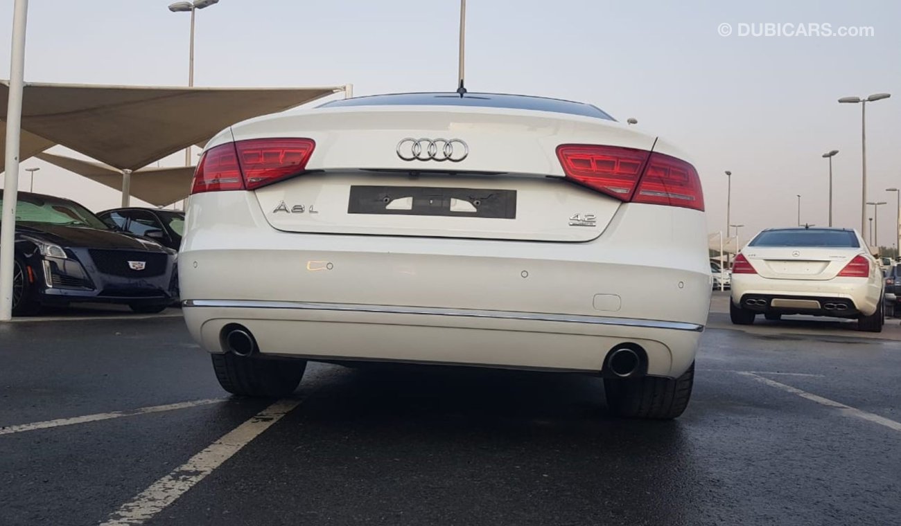 Audi A8 Audi A8 model 2012 GCC car prefect condition full option panoramic roof leather seats