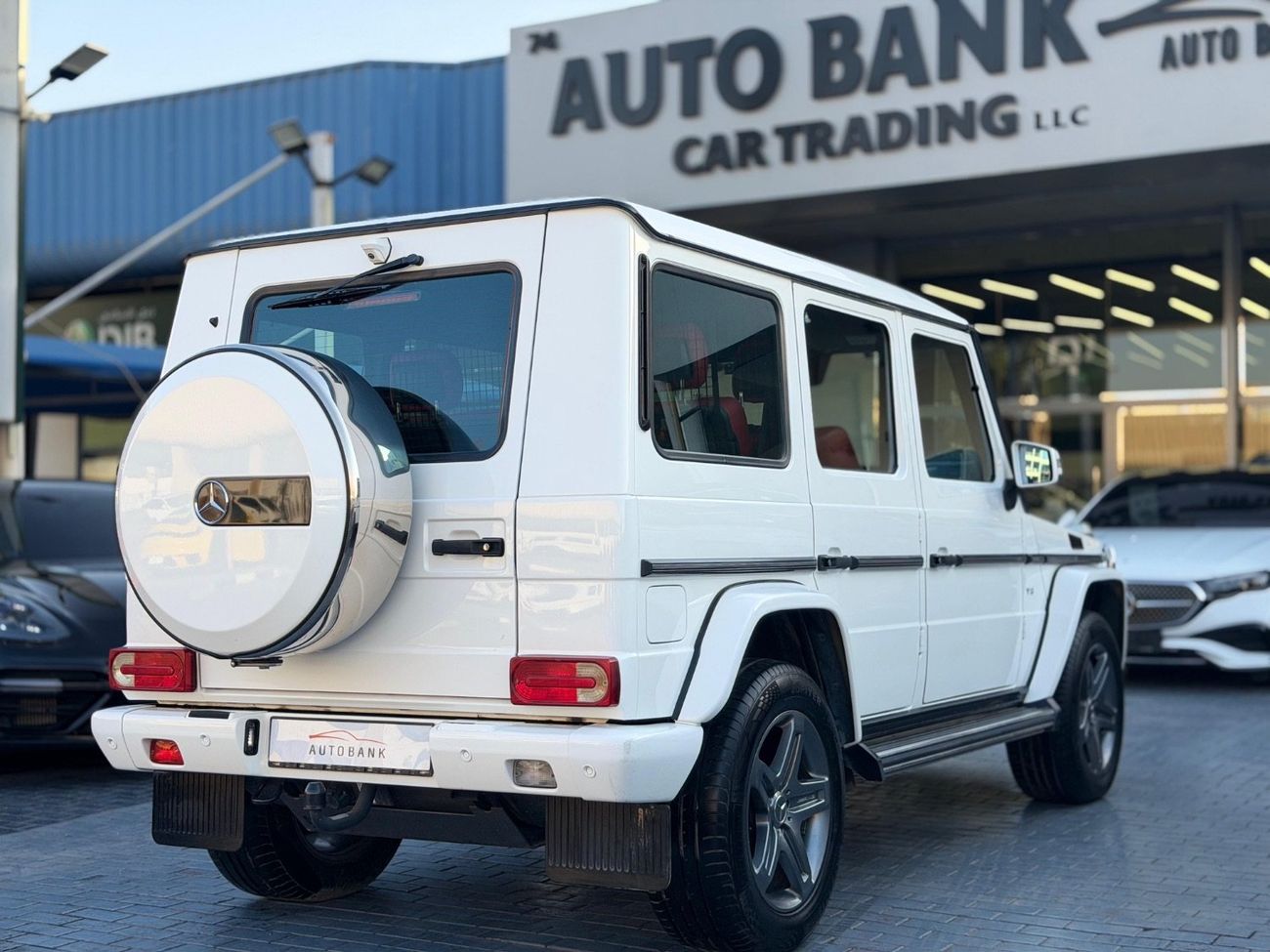 Mercedes-Benz G 500 Std 4.0L (422 HP)