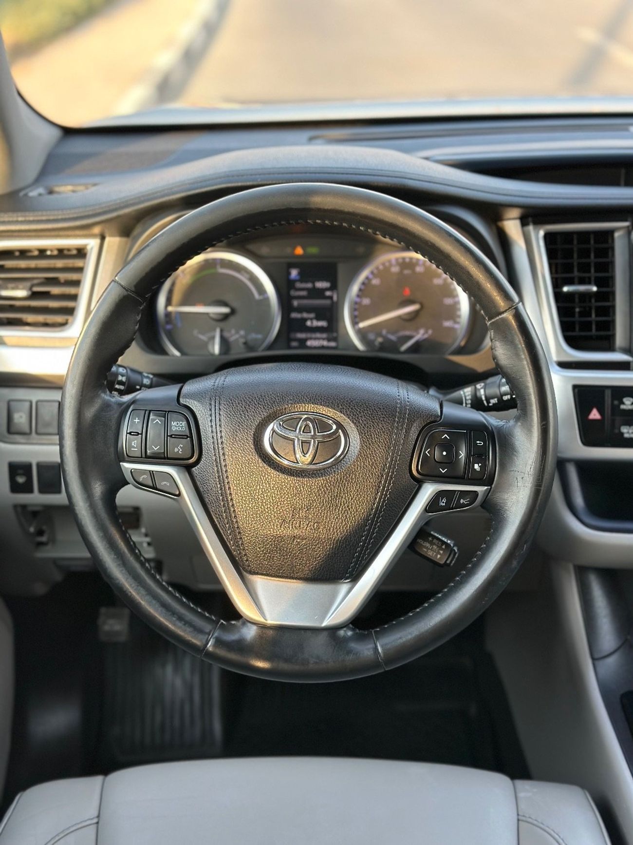 Toyota Highlander XLE Hybrid Full Option 2018
