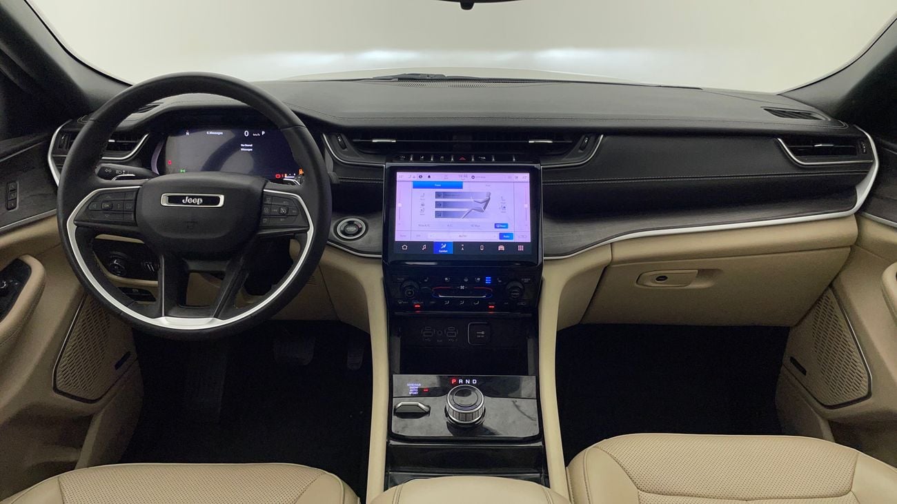 جيب جراند شيروكي LIMITED 3.6 | بدون دفعة مقدمة | اختبار القيادة في المنزل