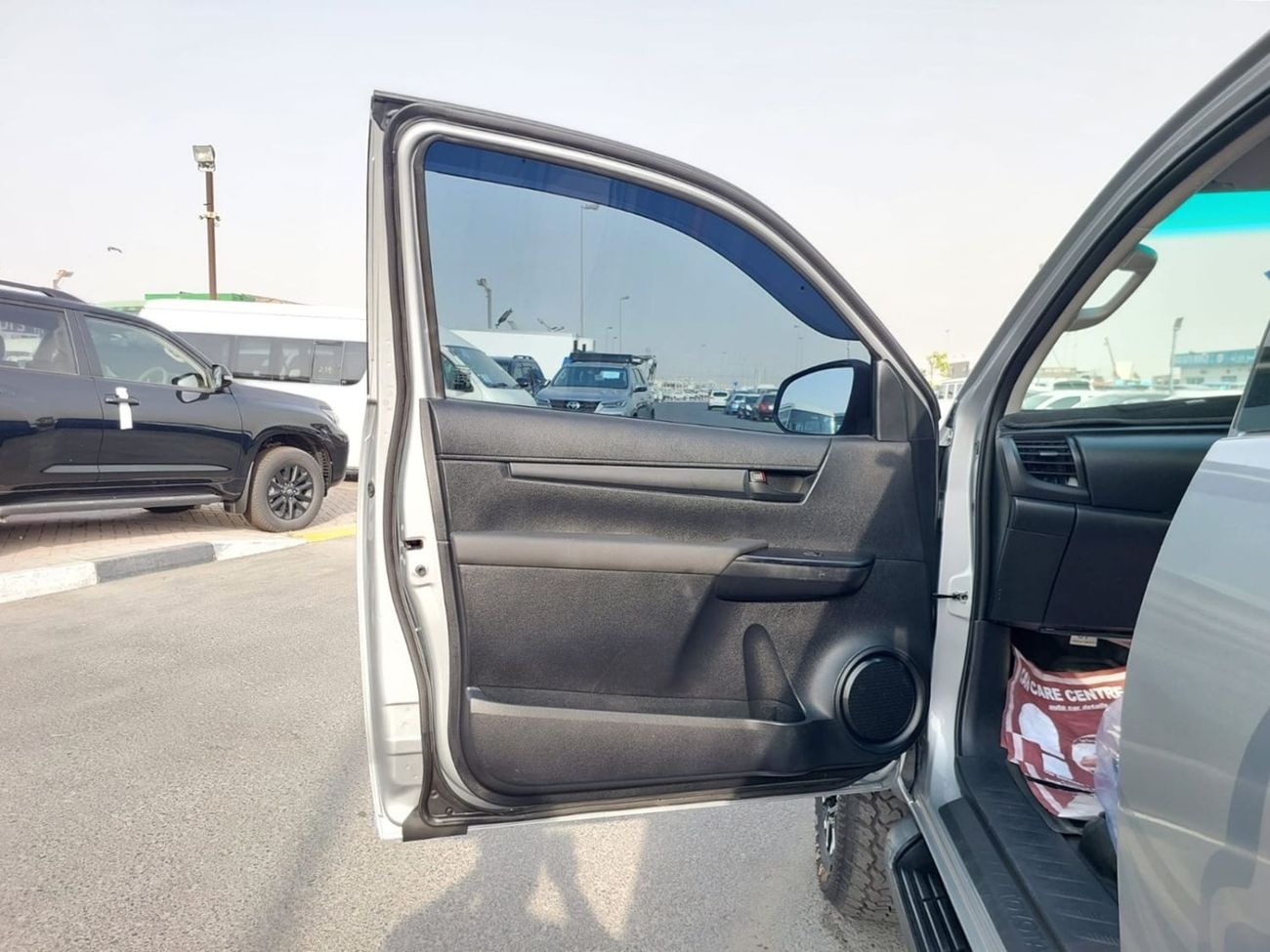 Toyota Hilux TOYOTA HILUX GR PICK UP RHD 2019 MODEL 2.8 L DIESEL AUTOMATIC(PM67606)