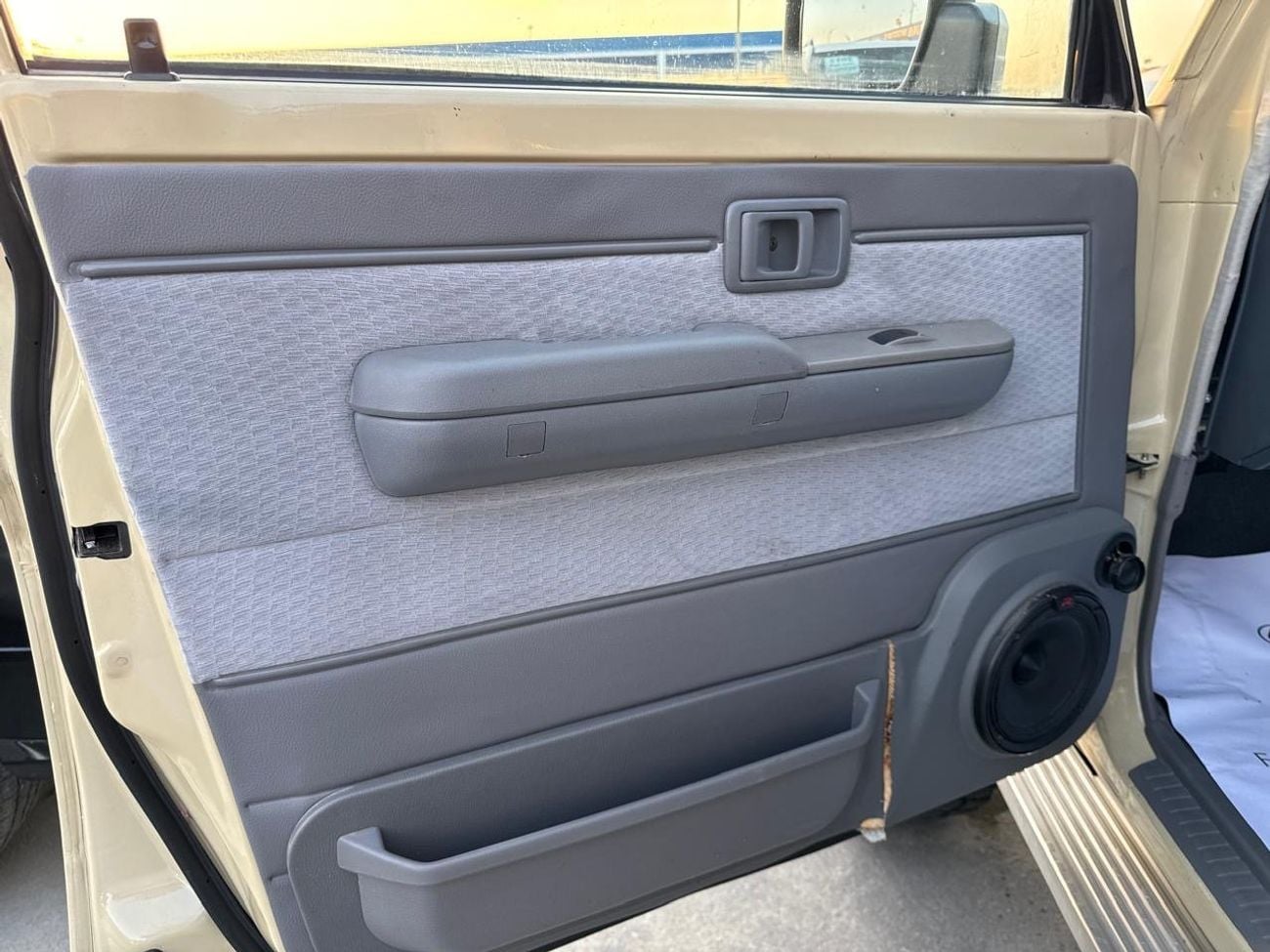 تويوتا لاند كروزر بيك آب Double Cabin 4.5L