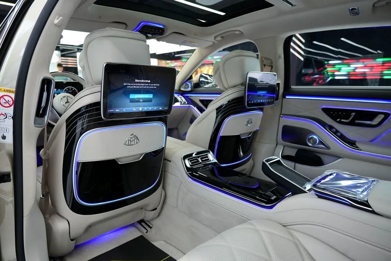 مرسيدس مايباخ S680 مايباخ S 680 | GCC km | Agency Warranty | V 12