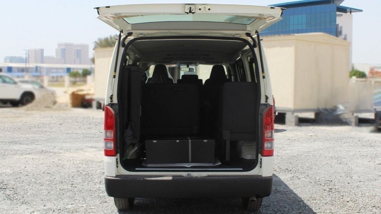 Toyota Hiace GL TOYOTA HIACE 2.5L BUS 15-SEATS A/C