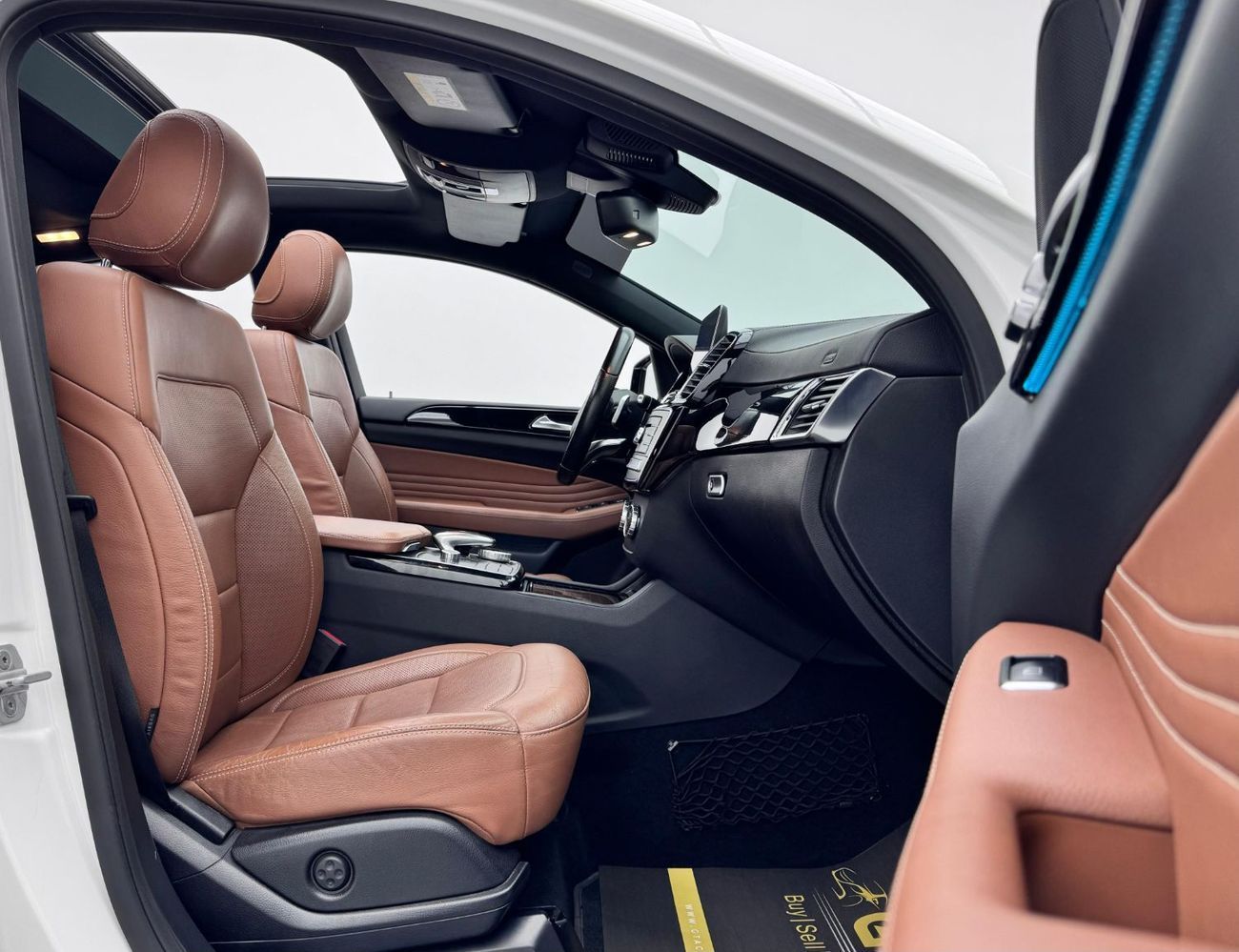 مرسيدس بنز GLE 43 AMG Coupe 3.0L 2018 Mercedes-Benz GLE 43 AMG 4Matic, Warranty, Mercedes Service History, Excellent Condi