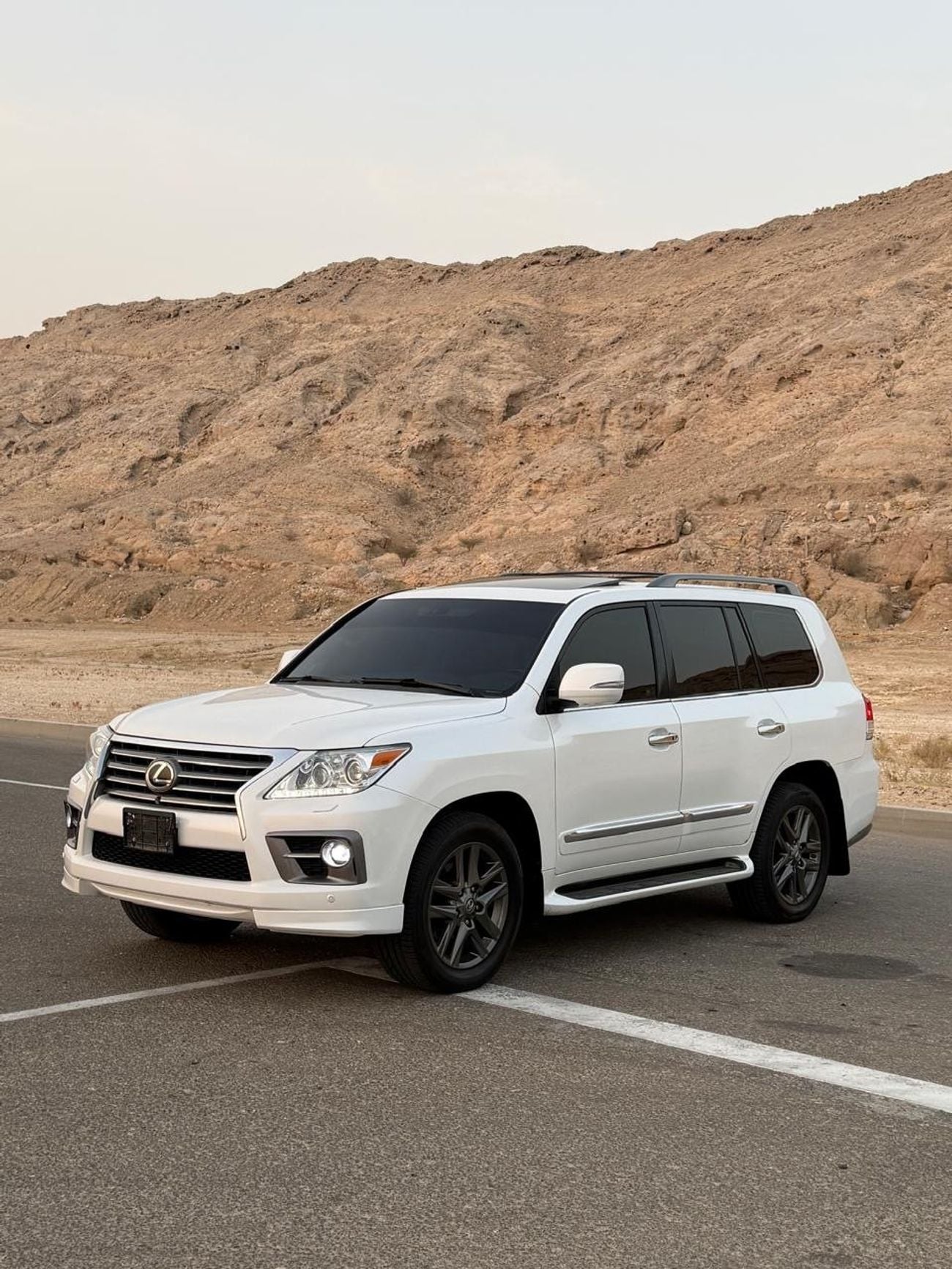 لكزس LX 570 PLATINUM