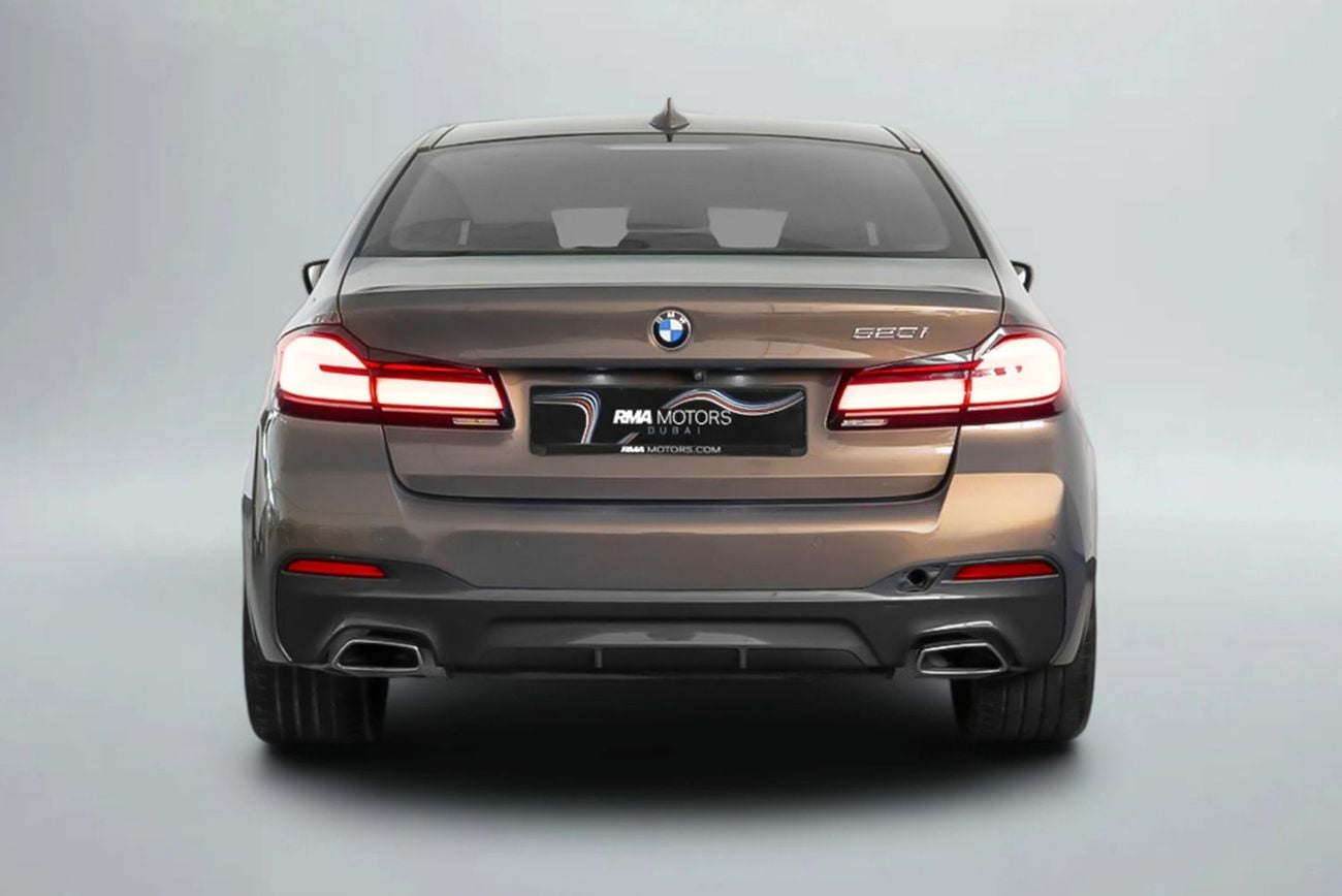 بي أم دبليو 520i M SPORT
