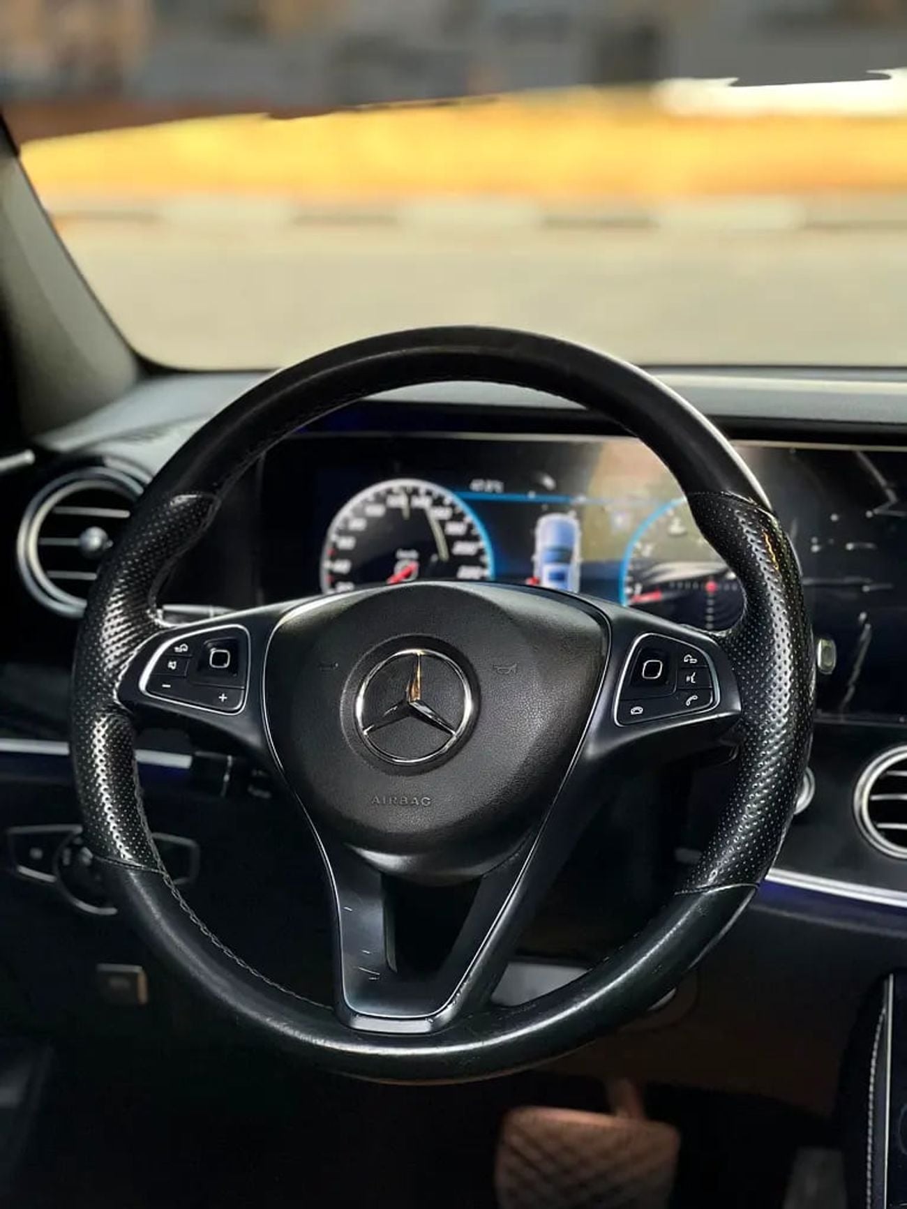 Mercedes Benz E300 E 300 - Premium Luxury Sedan