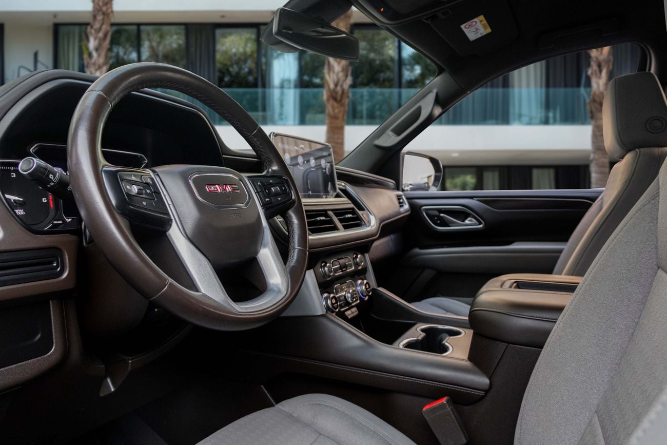 GMC Yukon SLE | 2,448 P.M | 0% Downpayment | Amazing Condition!