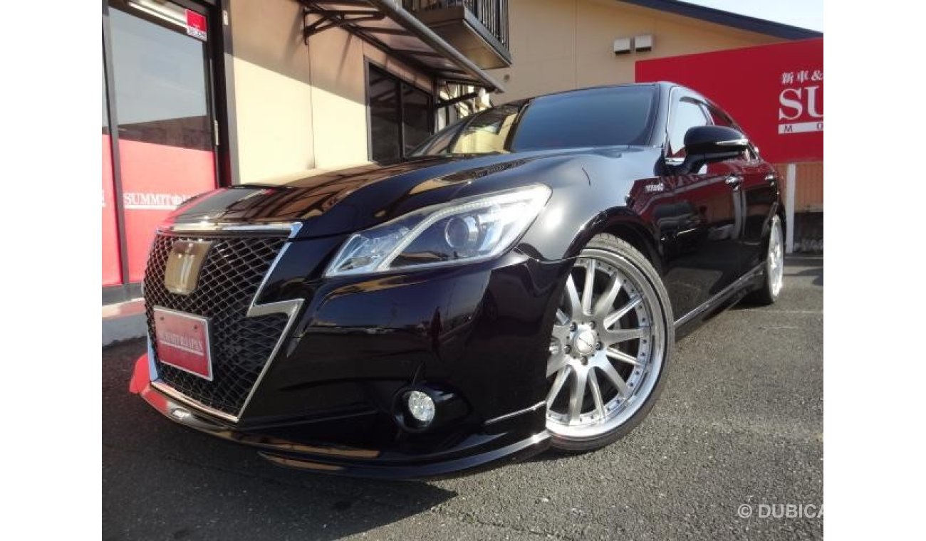 Toyota Crown AWS210