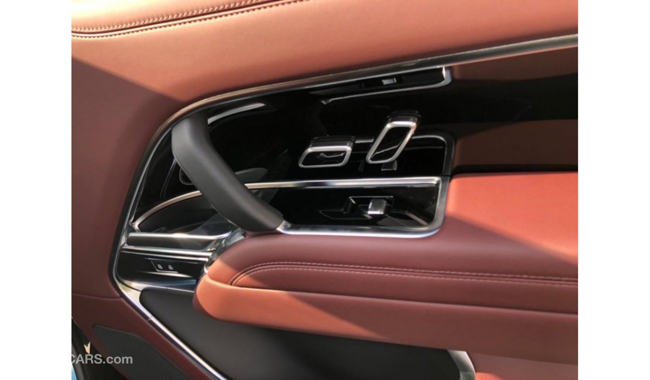 Land Rover Range Rover Range Rover HSE 4.4L AWD 530PS 2023 Model