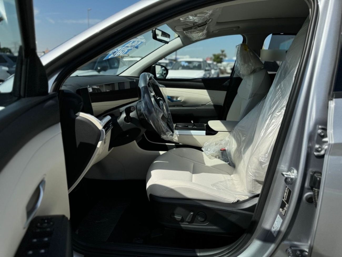 هيونداي توسون HYUNDAI TUCSON 1.6T - 2025 MODEL - SILVER COLOR