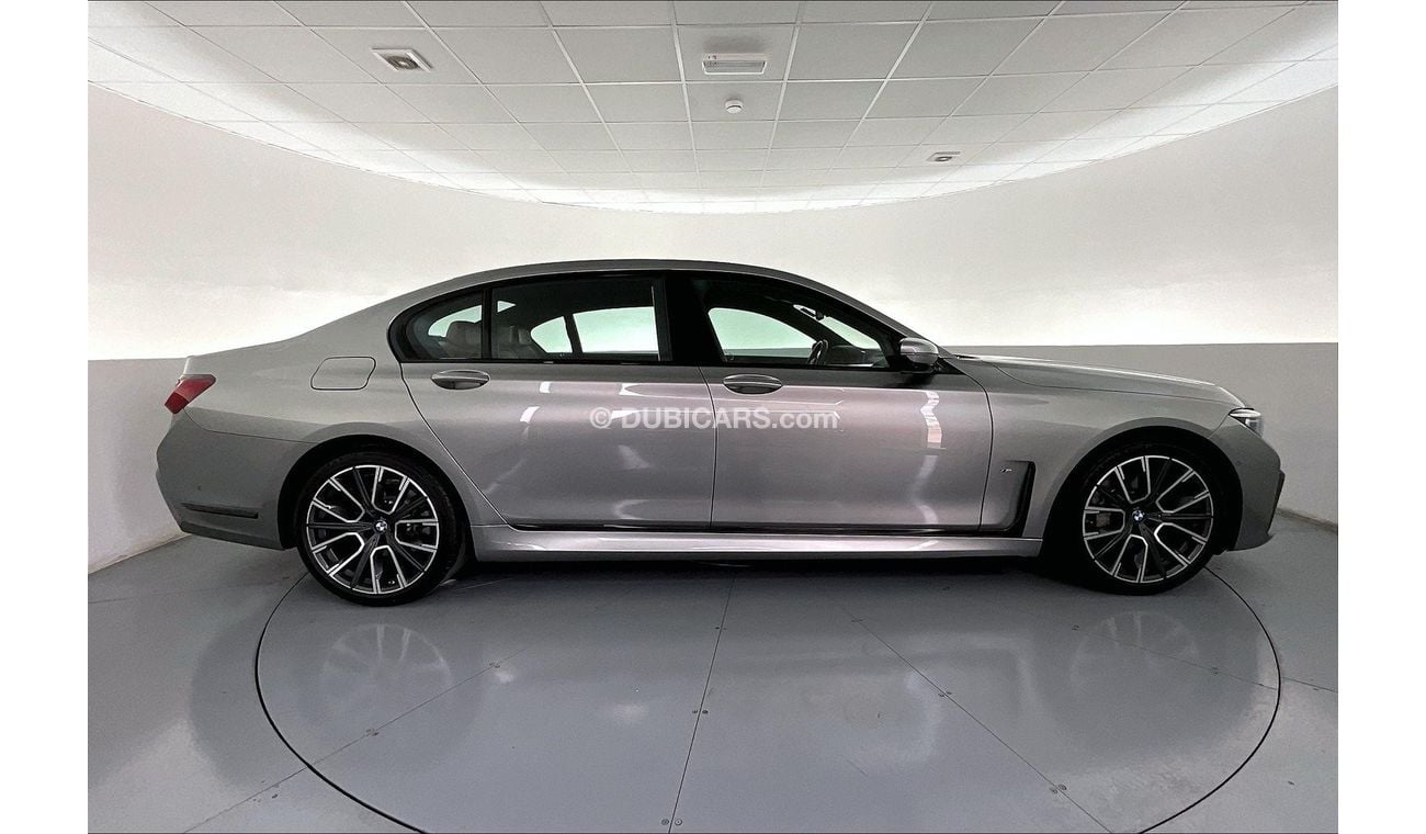 بي أم دبليو 730Li M Sport | سنة ضمان مجانية | نسبة التمويل 1.99% | خالية من أضرار الفيضانات