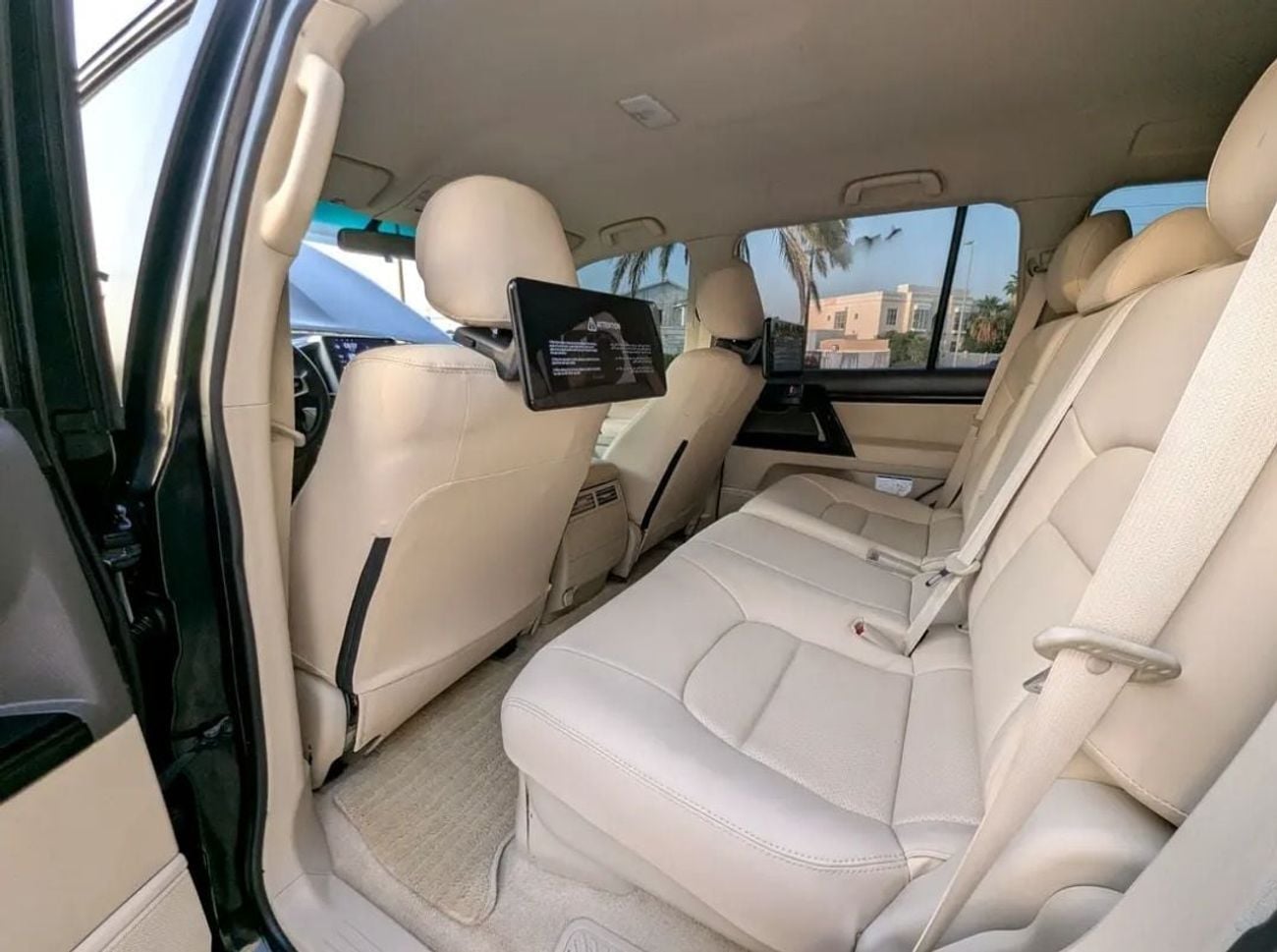 Toyota Land Cruiser GXR Toyota landcruise 2020Model Facelifted 2025 GXR 4.0L V6 petrol Engine Colour Black push start Transm