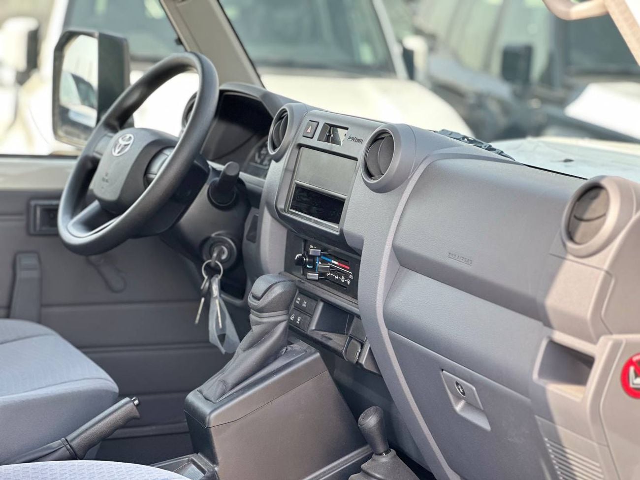 Toyota Land Cruiser 70 LC 78 HARDTOP 2.8L AT Hardtop LC78 2.8L DSL A/T // 2026 // STD Option With Manual Window // Special