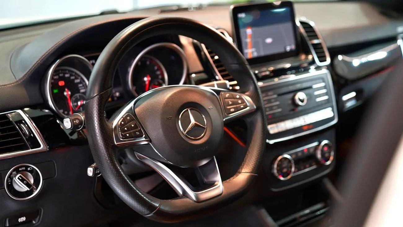 مرسيدس بنز GLE 43 AMG Std 3.0L