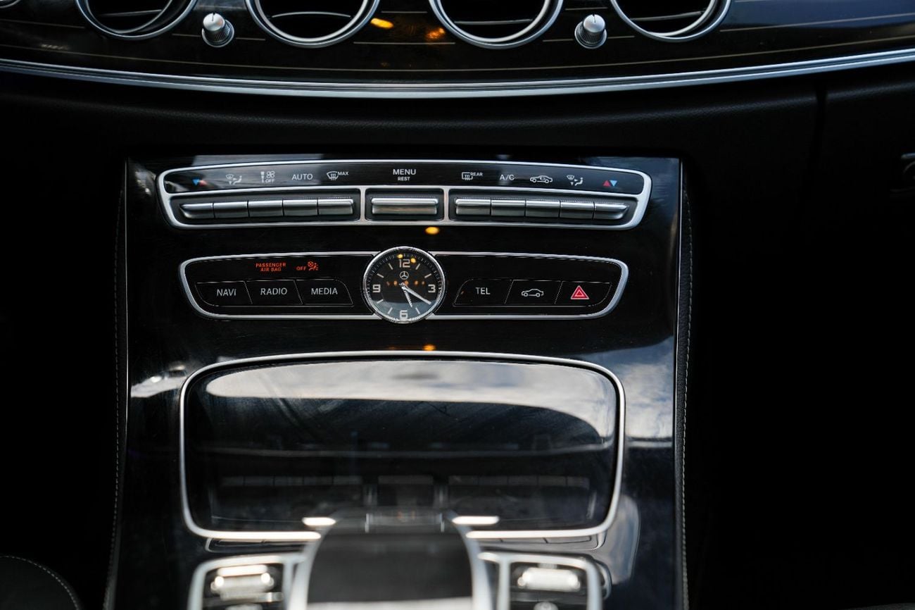 Mercedes-Benz E 400 4 MATIC 2017!! KOREAN SPECS!! WELL MAINTAINED!! NO ACCIDENT