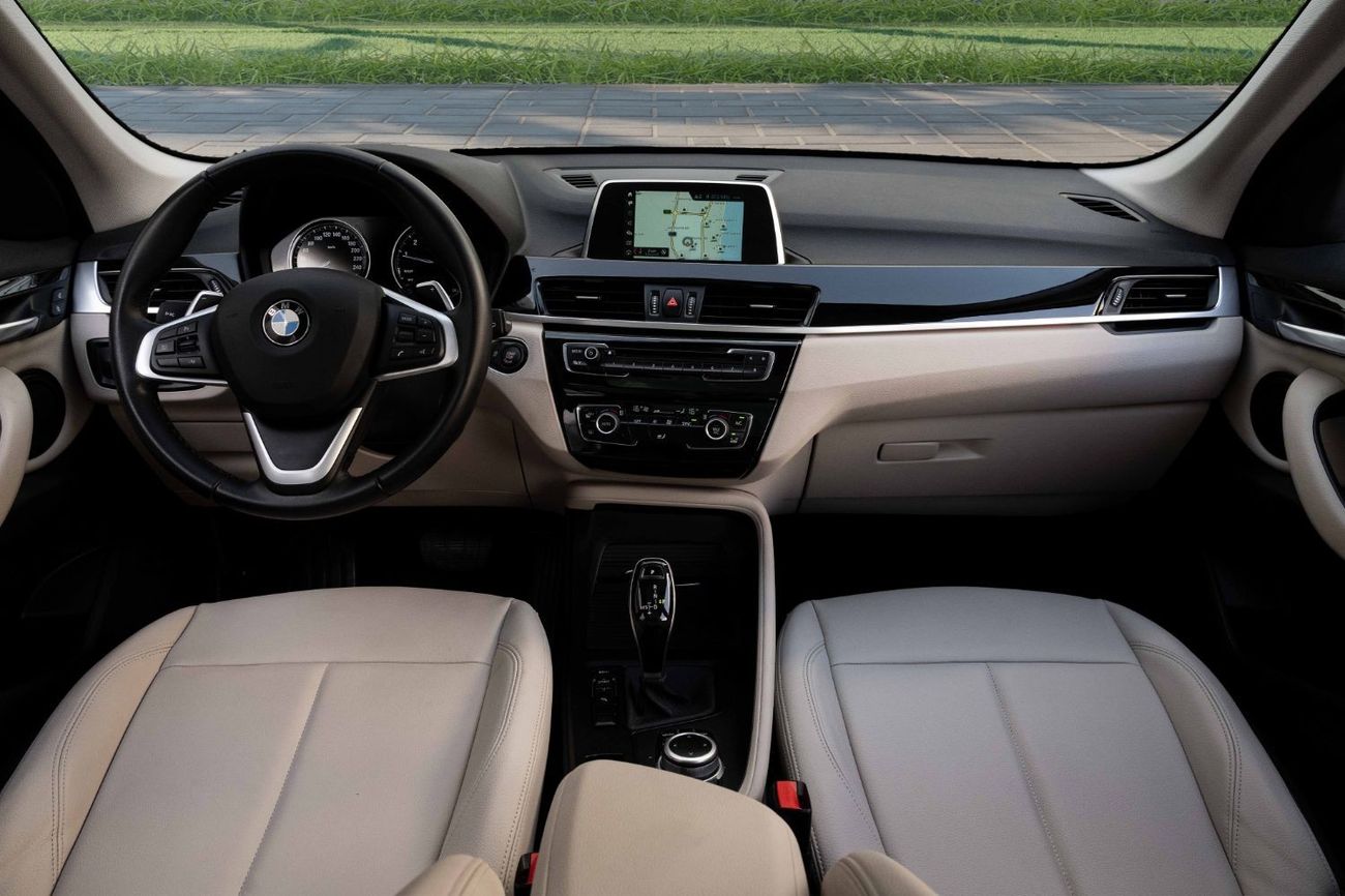 بي أم دبليو X1 