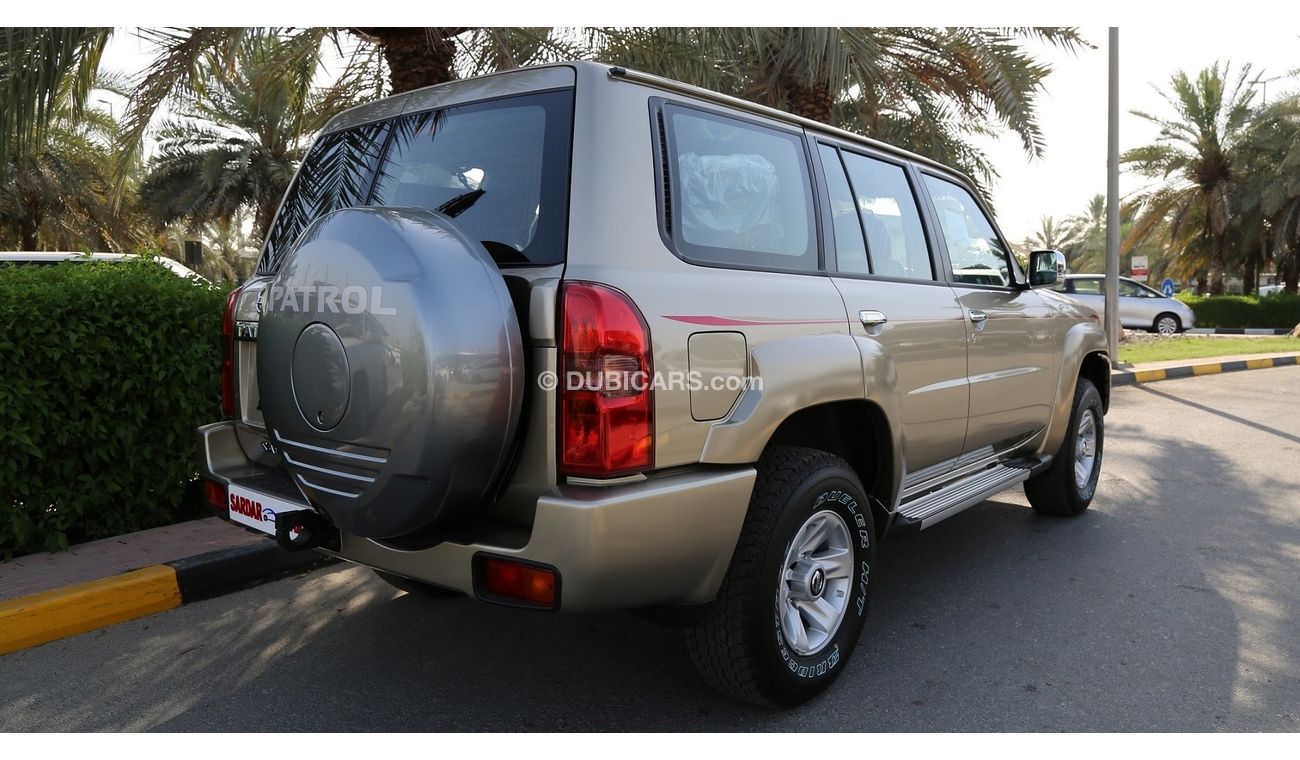 نيسان باترول سفاري AT 4 Doors AWR