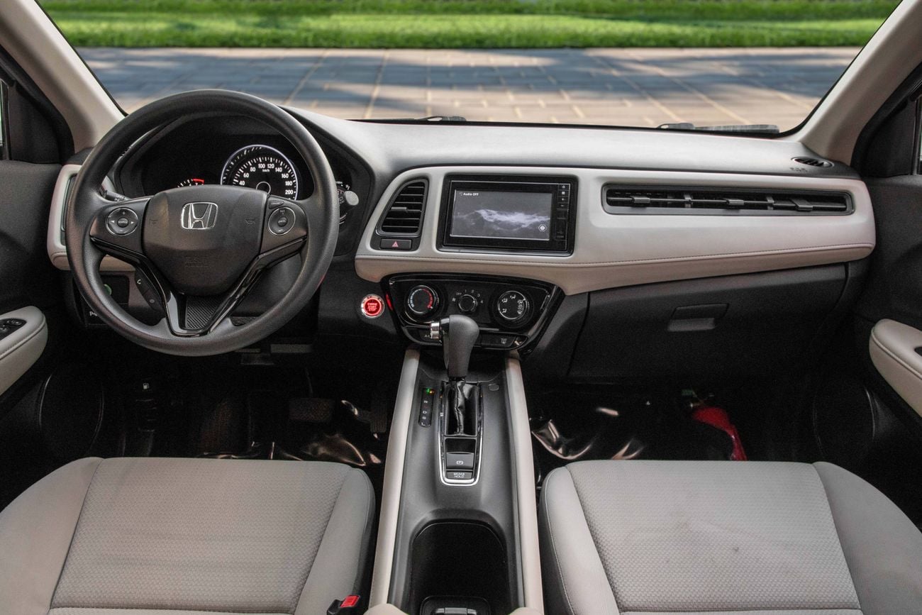 هوندا HRV HR-V | 931 P.M | 0% Downpayment | Honda Service History | Under Warranty