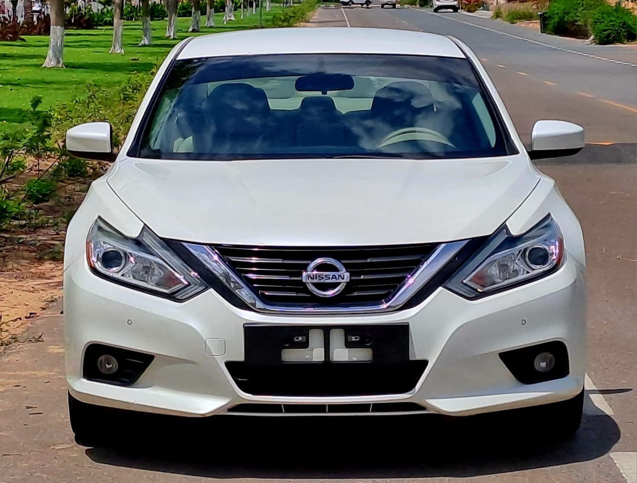 Nissan Altima 2018 2.5SV GCC (680/-MONTHLY)