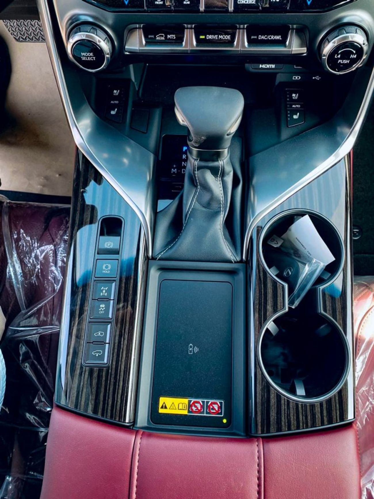 Lexus LX 600 LEXUS LX600 URBAN 3.5TT PETROL 2025 MODEL GCC