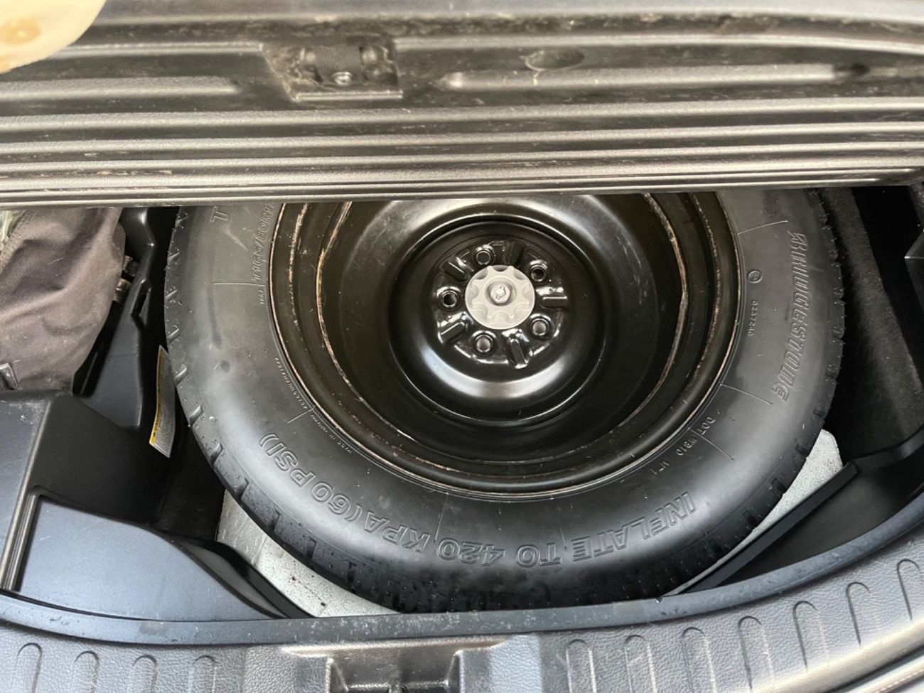 تويوتا راف ٤ 2017 RAV4 XLE AWD FULL OPTION