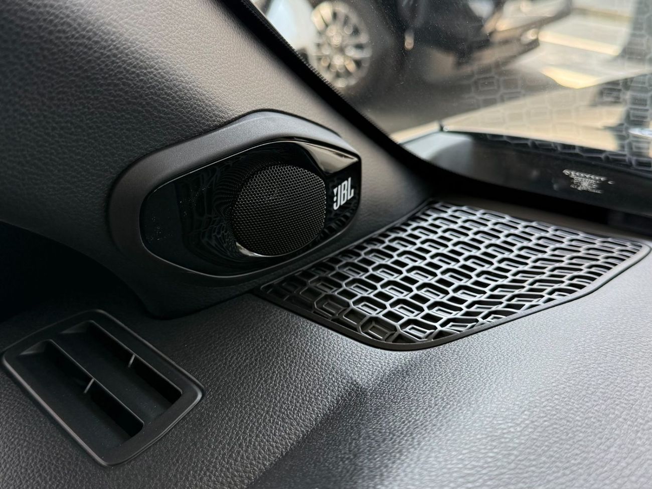 Toyota 4Runner 2025 4RUNNER TRD OFF ROAD PREMIUM