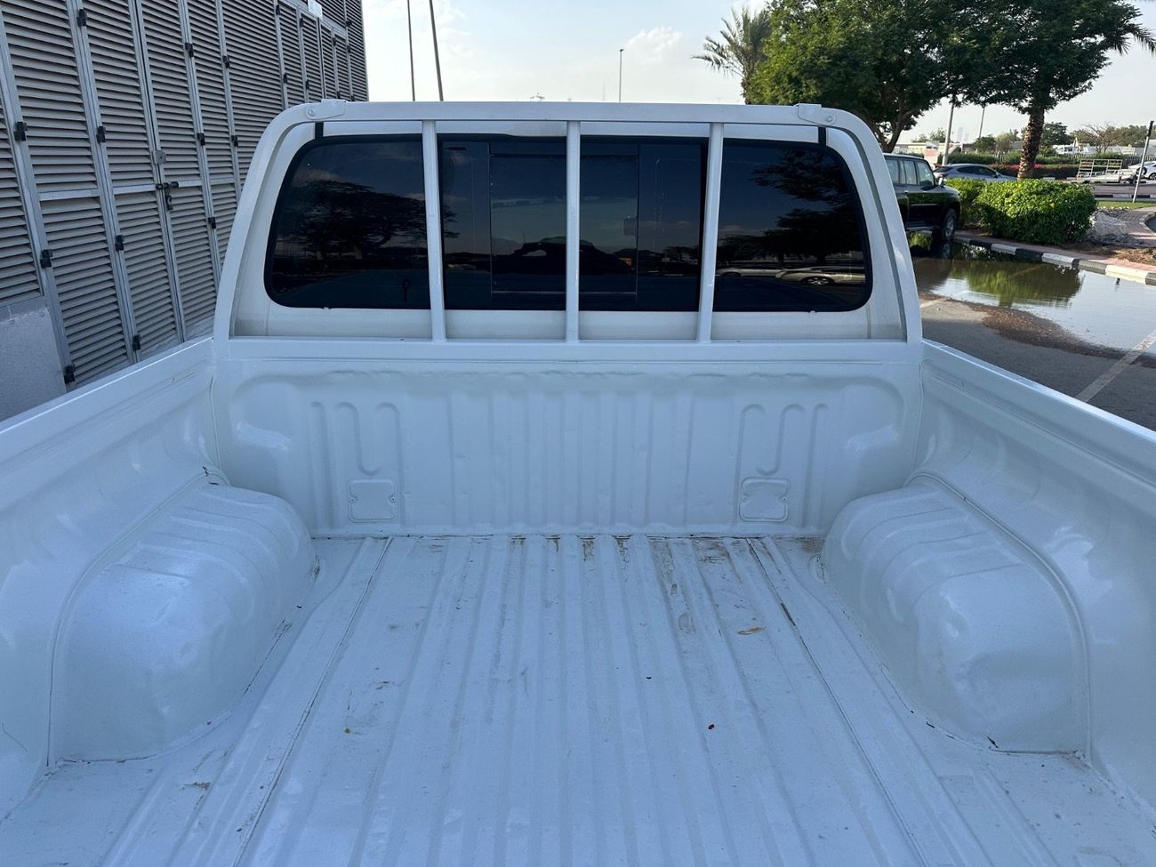 Toyota Hilux GLX 2.7L Double Cab Utility 4WD A/T