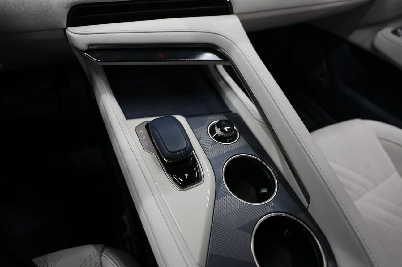 زيكر 001 Zeekr 001 | Electric | Standard RWD | Brand New | AED 3,150 monthly with 0% Downpayment | 3 Years Wa