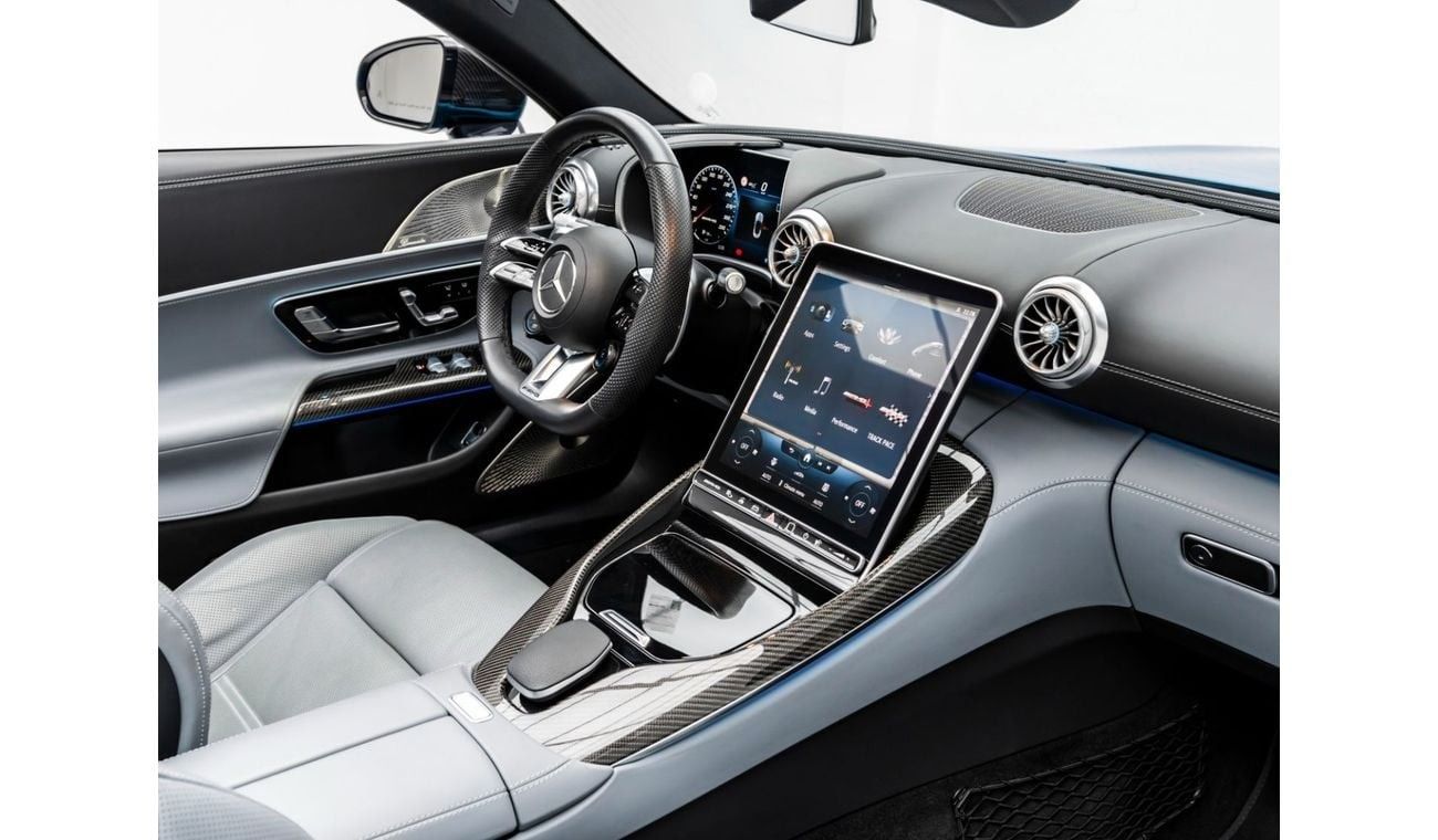 Mercedes-Benz SL 55 AMG Roadster 4Matic+ 2022 Mercedes-Benz SL 55 AMG, 2027 Mercedes Warranty + Service Contract, Low KMs, G