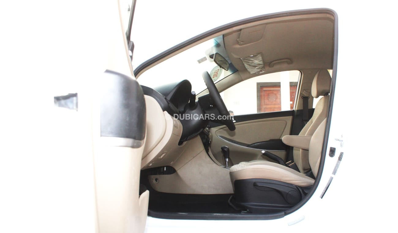 Hyundai Accent GL Hyundai Accent 2017 GCC in excellent condition