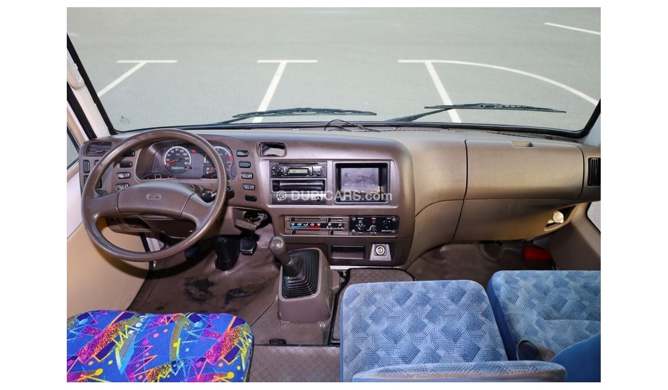 Mitsubishi Rosa 2016 ROSA BUS DIESEL M/T | 34 SEATS - LOW MILEAGE - GCC SPECS - EXCELLENT CONDITION