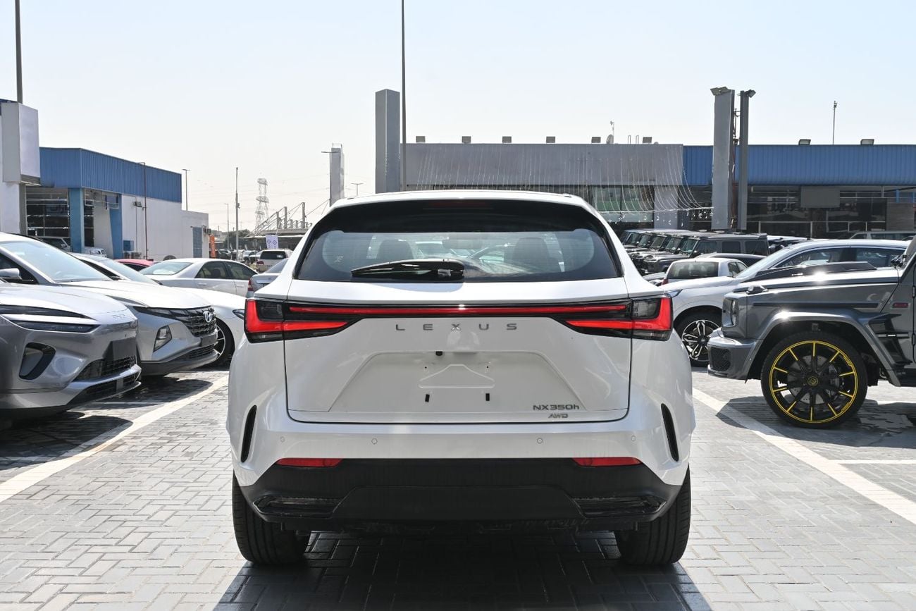 Lexus NX350h Std 2.5L Lexus NX350h 2.5L Hybrid Petrol AWD Model 2025