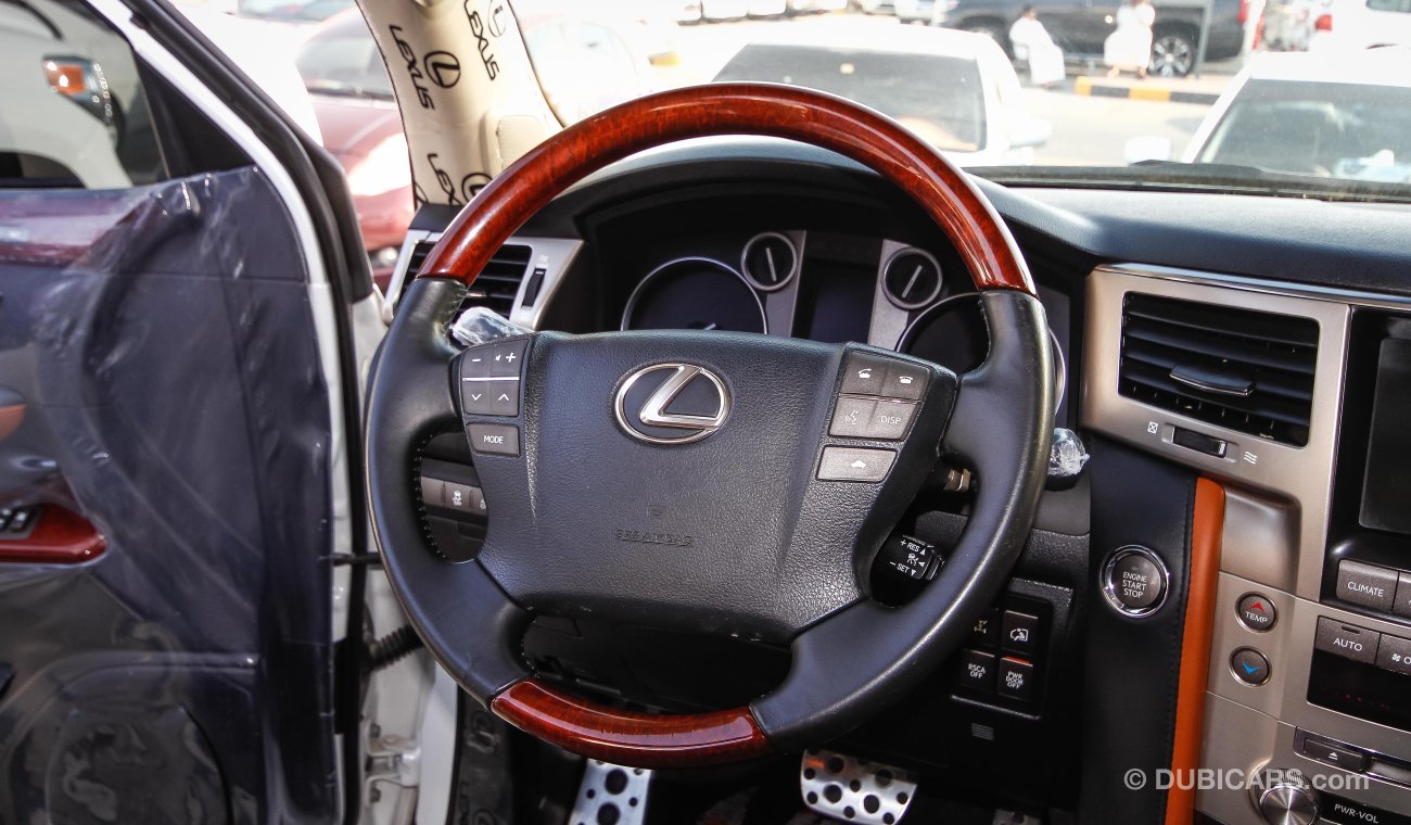 Lexus LX570