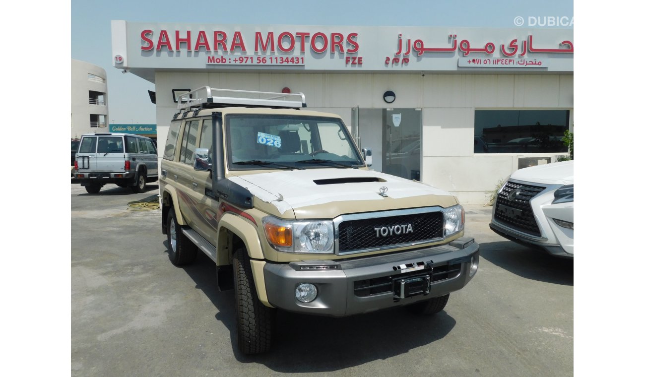 Toyota Land Cruiser 76 HARDTOP LX LIMITED V8 4.5L TD MT WAGON