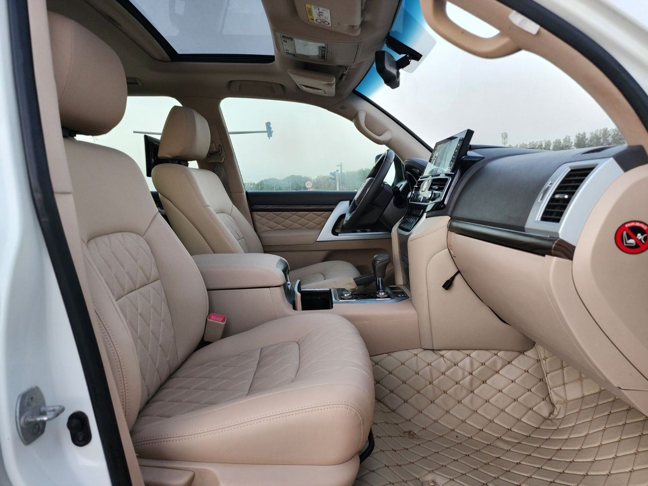 Toyota Land Cruiser VX.R V8 upgrade 2023