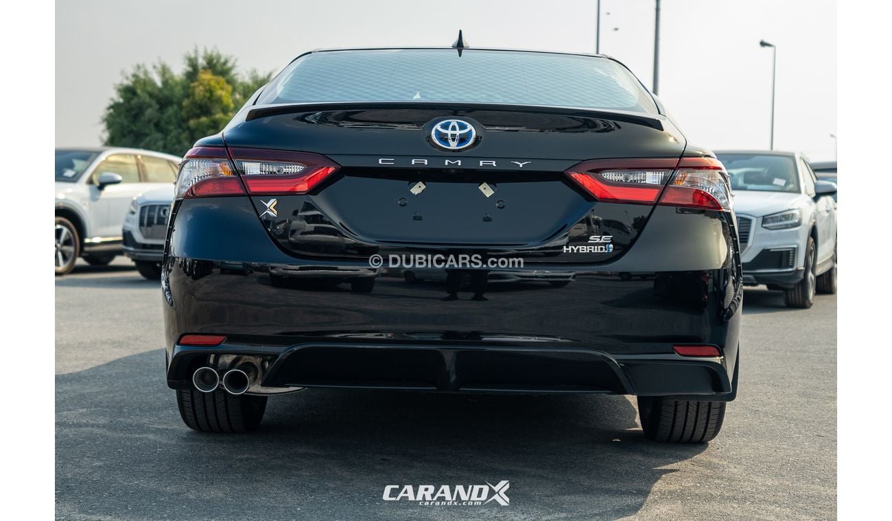 Toyota Camry SE Hybrid 2021 Black