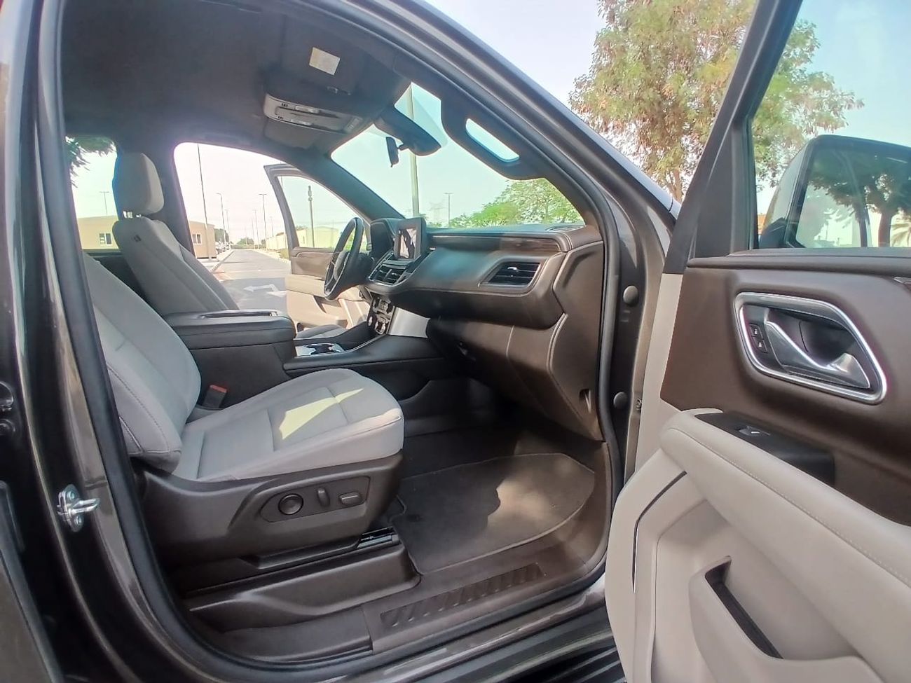 Chevrolet Tahoe LT 5.3L 4WD