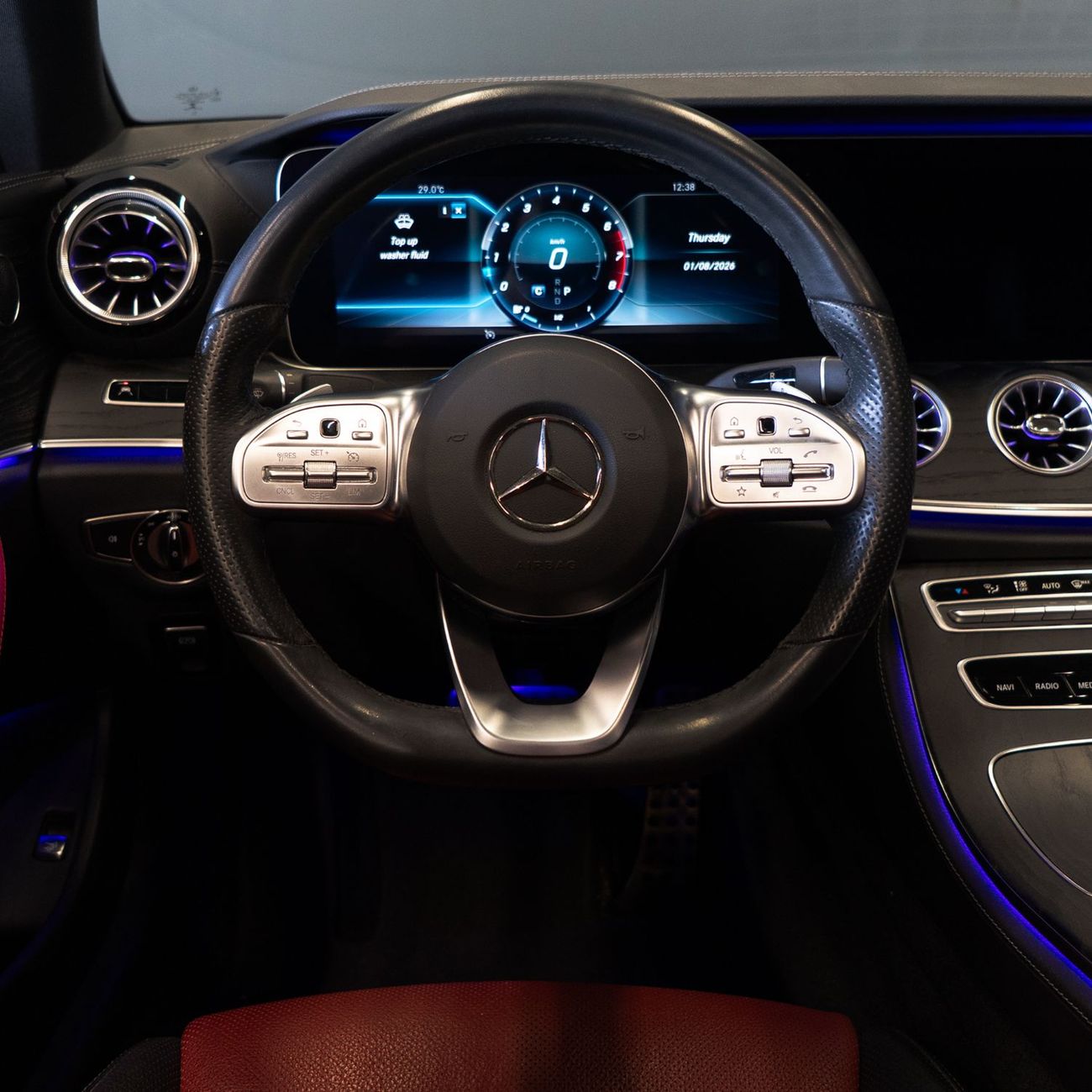 مرسيدس بنز E200 AED 2,586 pm• 0% Downpayment • Mercedes E200 Coupe • 1 Year Warranty