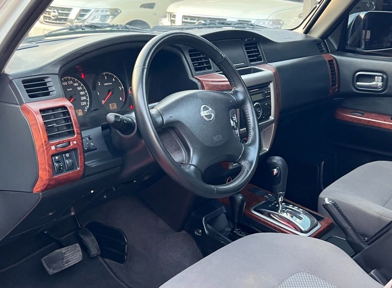 نيسان باترول سفاري Safari 4.8L A/T