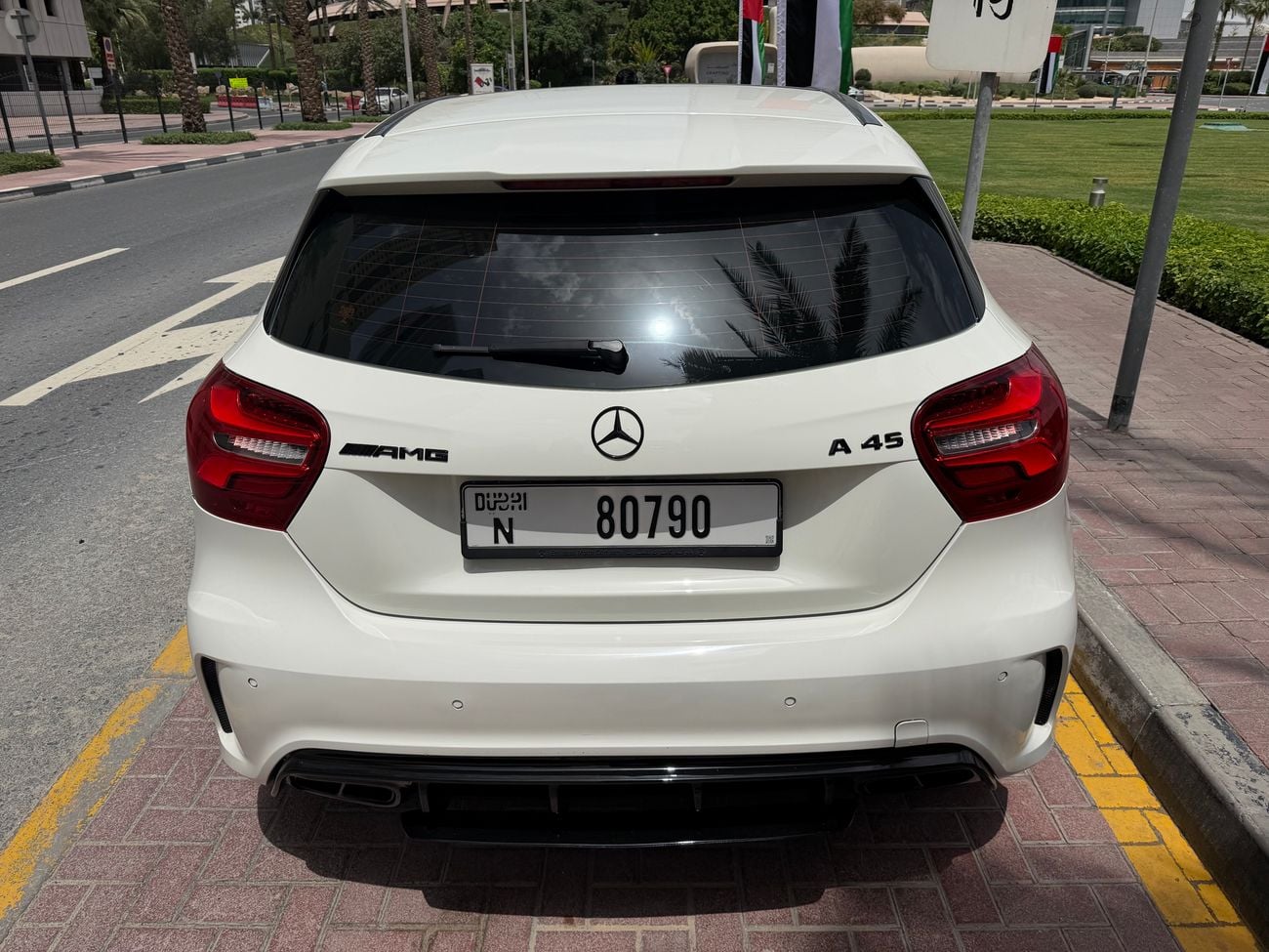 Mercedes-Benz A 45 AMG