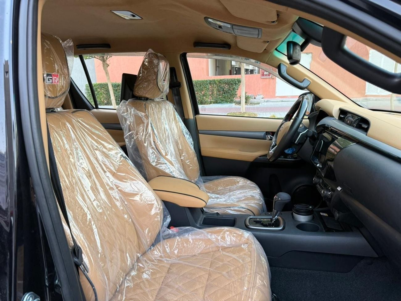 Toyota Hilux  2.8L A/T