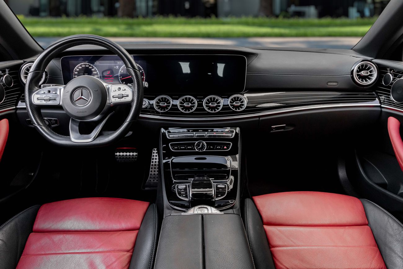 Mercedes-Benz E200 3,232 P.M | E 200 | 0% Downpayment | Perfect Condition!