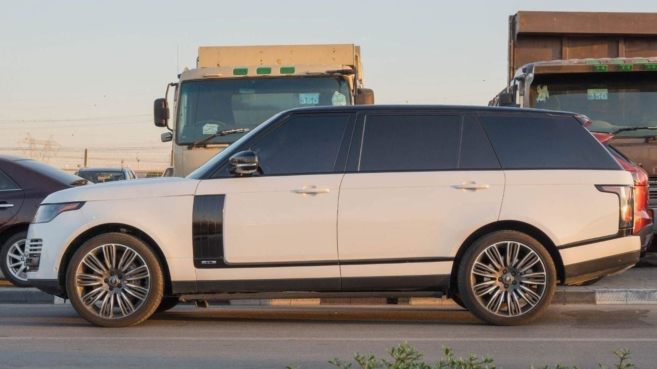 Land Rover Range Rover 2020 Land Rover Range Rover Vogue Long Wheelbase Supercharged V8 5.0L AT Petrol