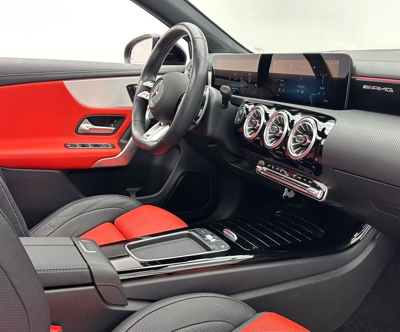 Mercedes Benz A35 AMG 2024 Mercedes-Benz A 35 AMG, June/2029 Mercedes Warranty + Service Contract, Full Service History, G