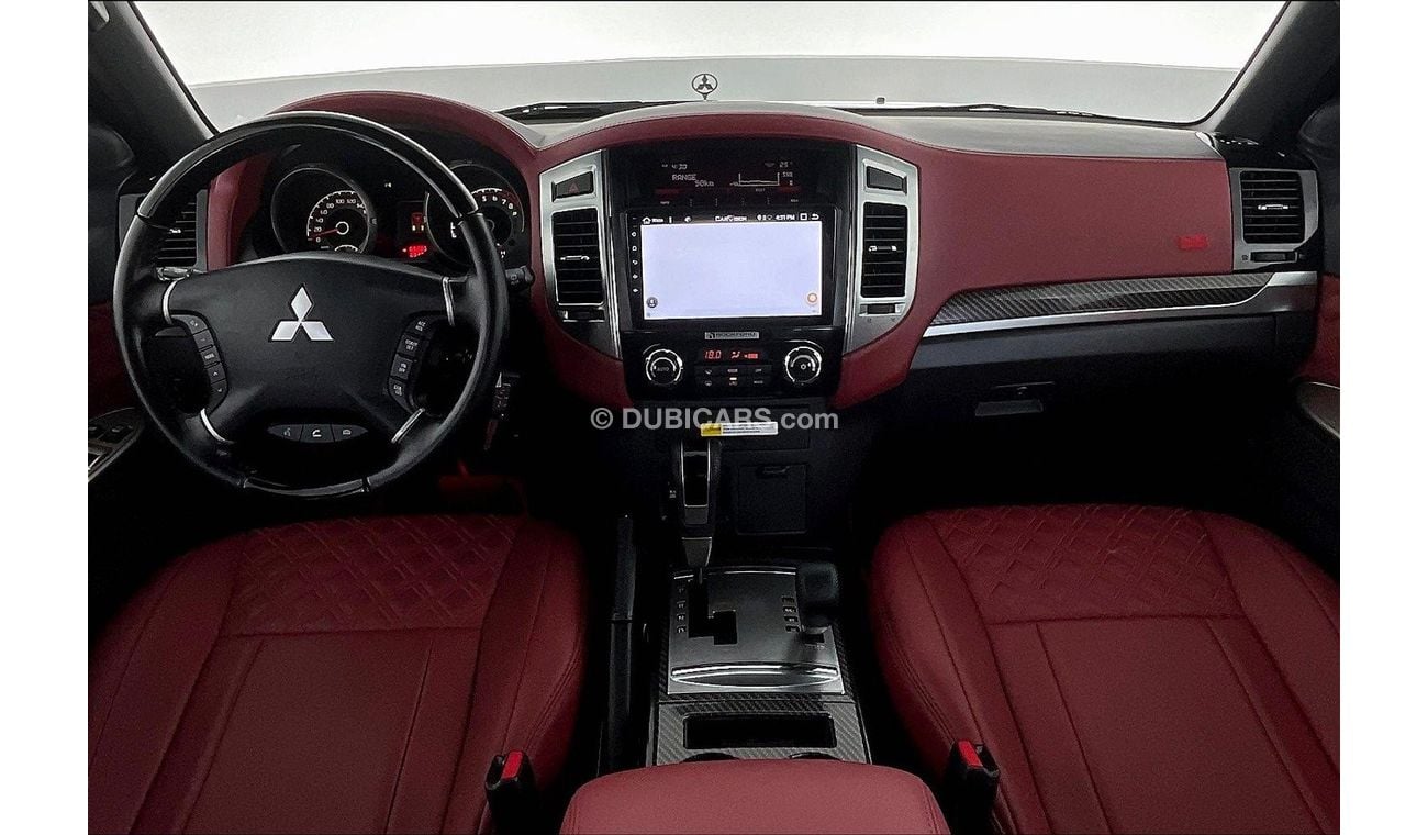 ميتسوبيشي باجيرو Signature Edition