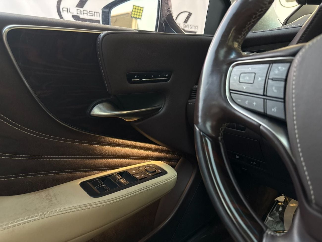 Lexus LS500 TITANIUM