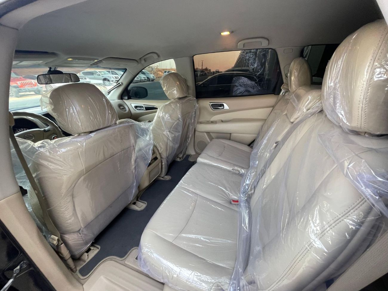 Nissan Pathfinder Std PATHFINDER / 2014 / GCC / In Perfect Condition