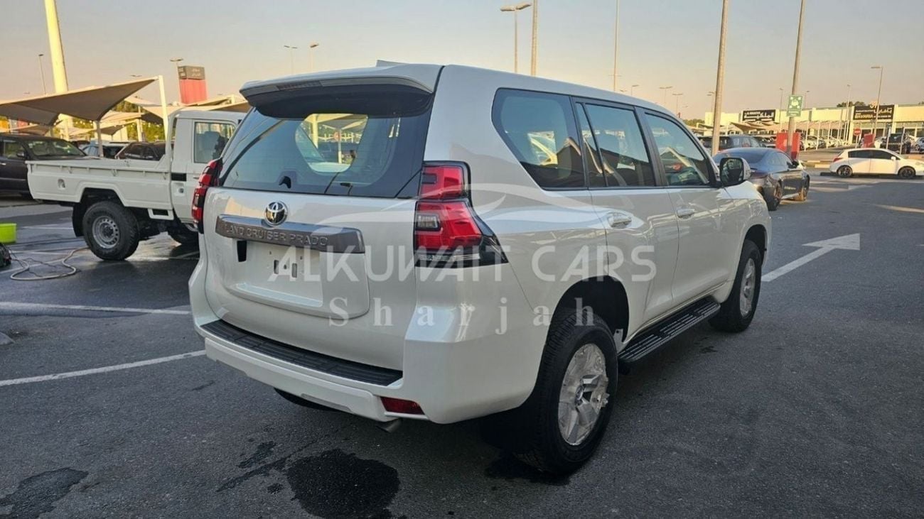 تويوتا برادو Toyota Prado 2023 2.7 v4 5 seat petrol